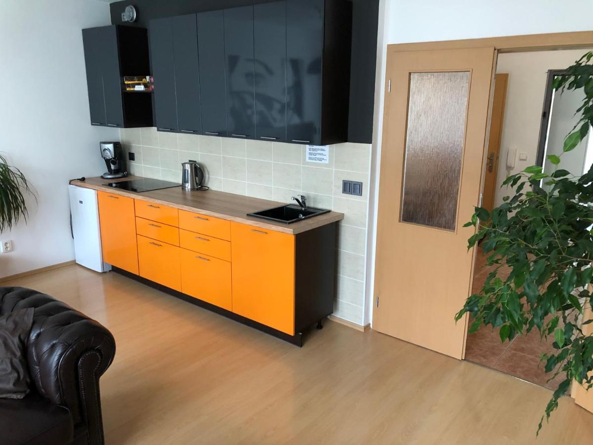 Richie Apartment Near Aquapark Prag Eksteriør billede